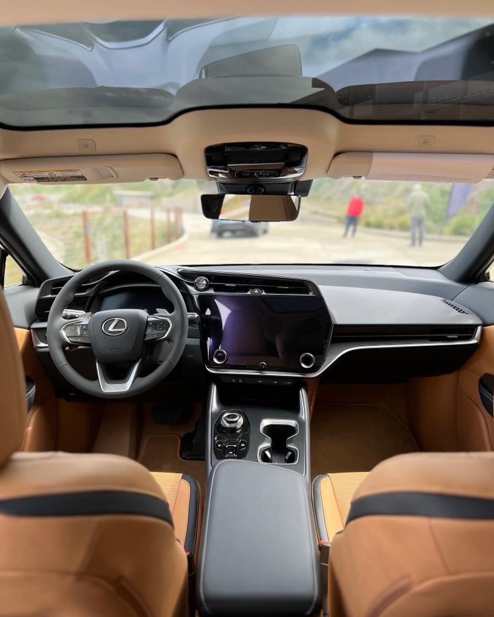 Lexus RZ Round steering wheel interior EVU