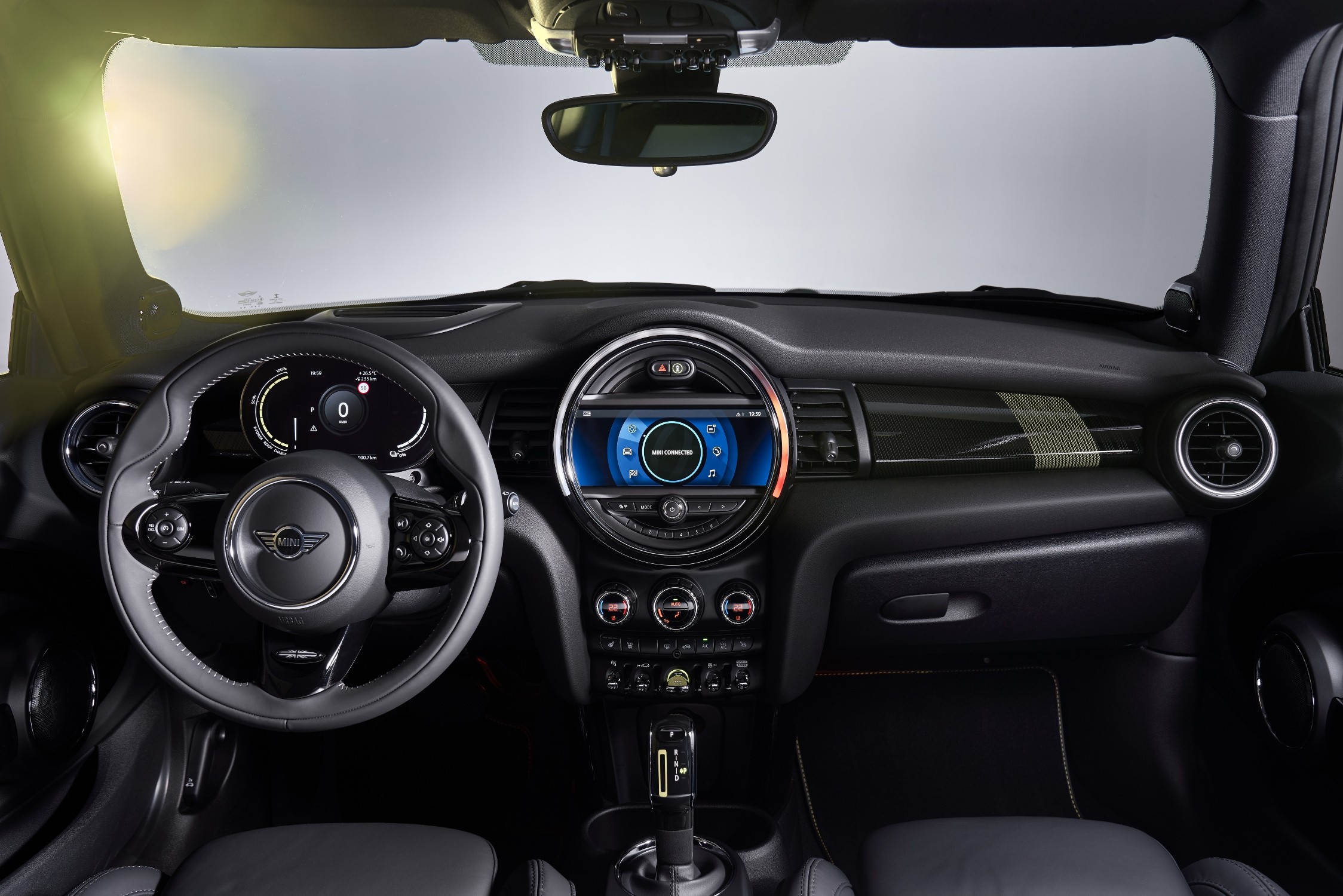 MINI Cooper SE EV profile interior EVU