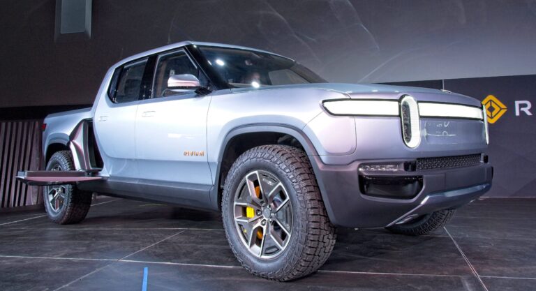 Rivian_R1T_pickup EV Profile