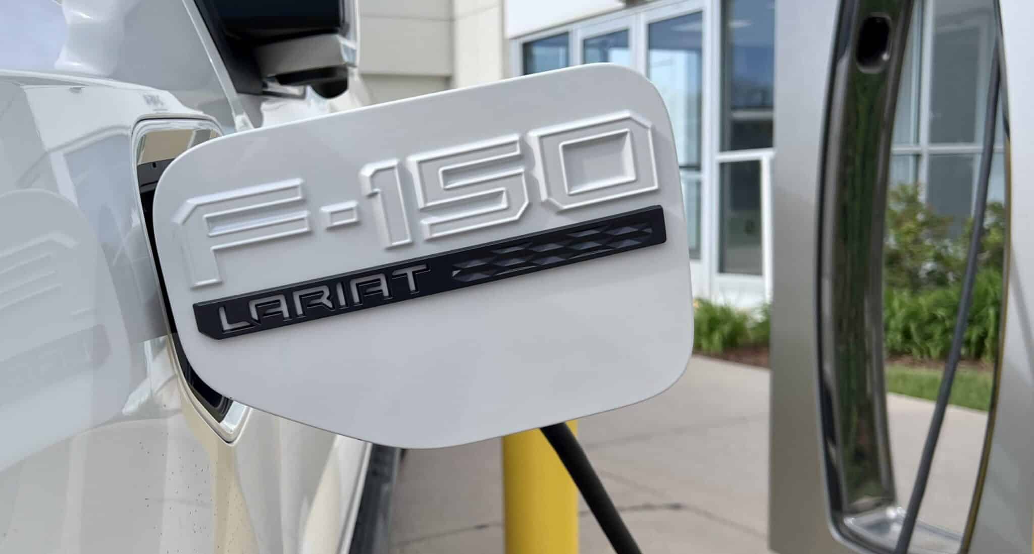 Ford F-150 Lightning Panel