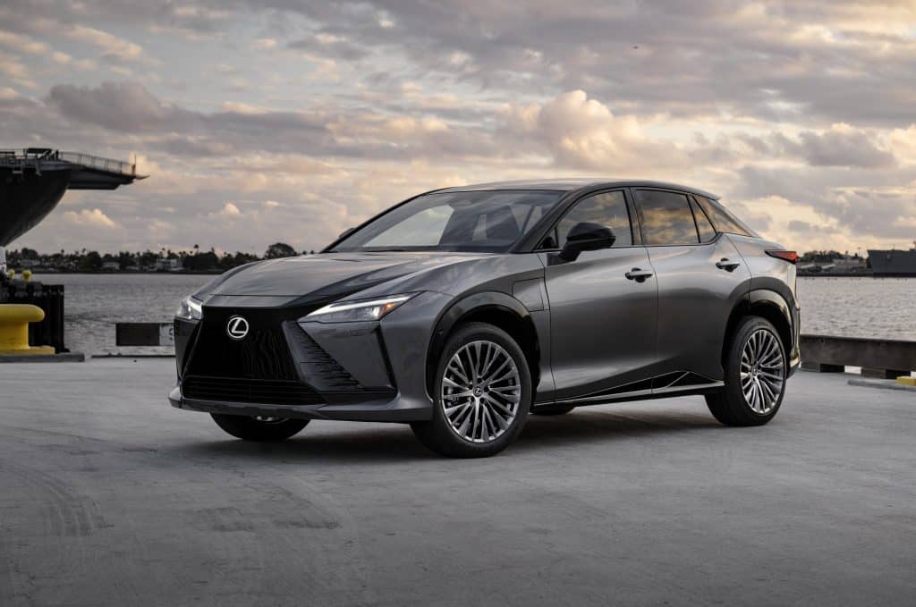 Lexus RZ 450e EVU